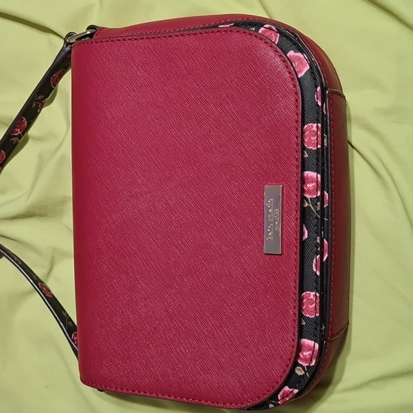 Kate Spade Crossbody - Picture 1 of 8